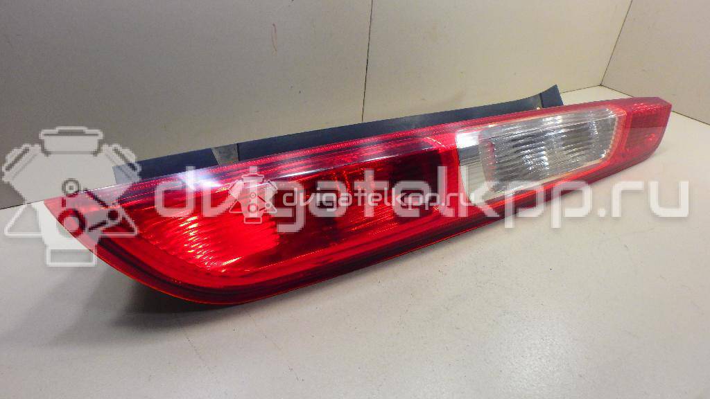 Фото Фонарь задний правый  1420450 для Ford Focus {forloop.counter}}