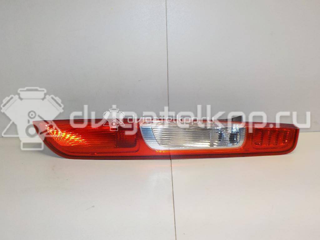 Фото Фонарь задний правый  1420450 для Ford Focus {forloop.counter}}