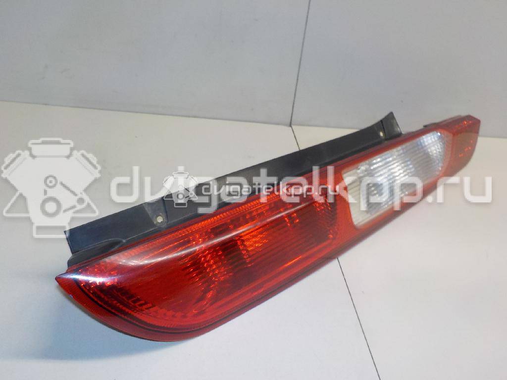 Фото Фонарь задний правый  1420450 для Ford Focus {forloop.counter}}