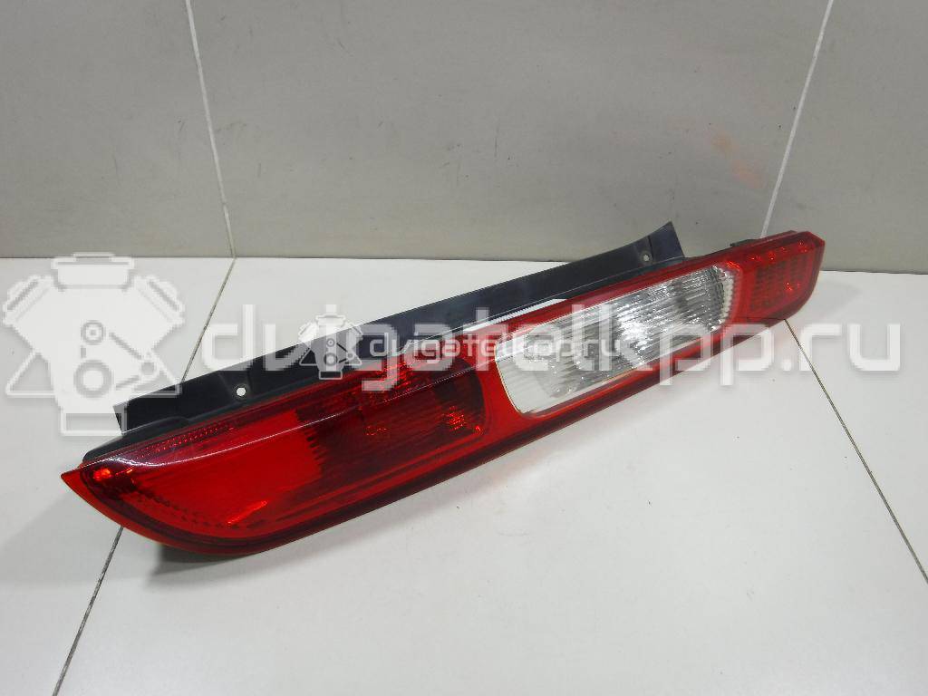 Фото Фонарь задний правый  1420450 для Ford Focus {forloop.counter}}