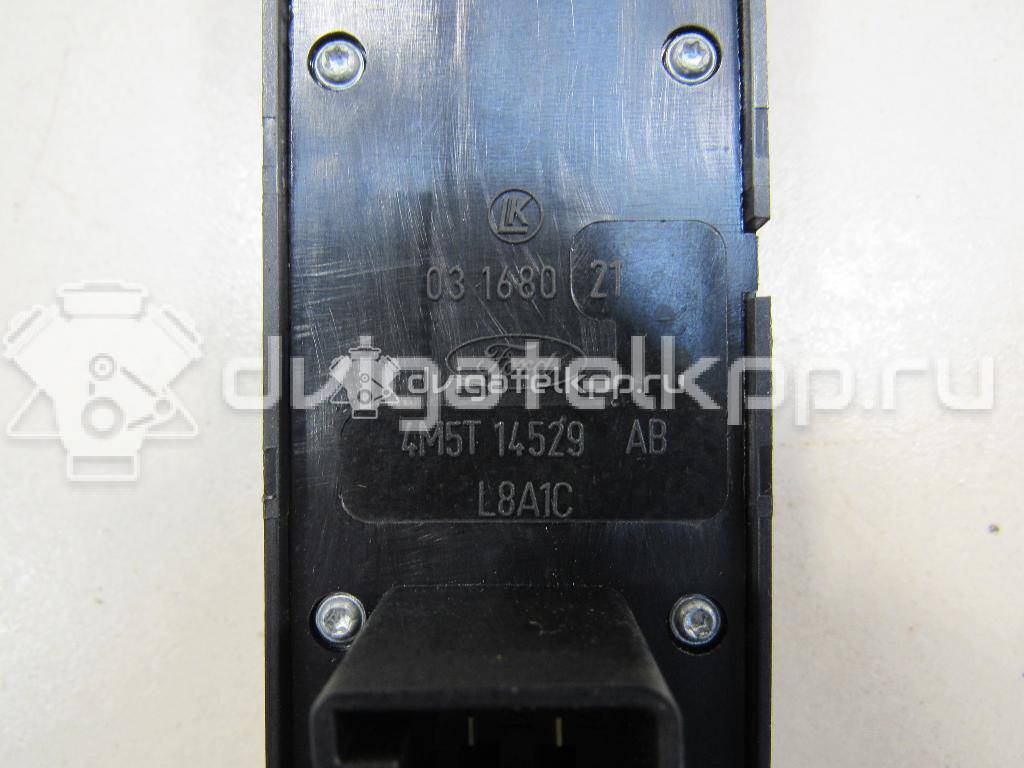 Фото Блок управления стеклоподъемниками  1484423 для Ford Focus {forloop.counter}}