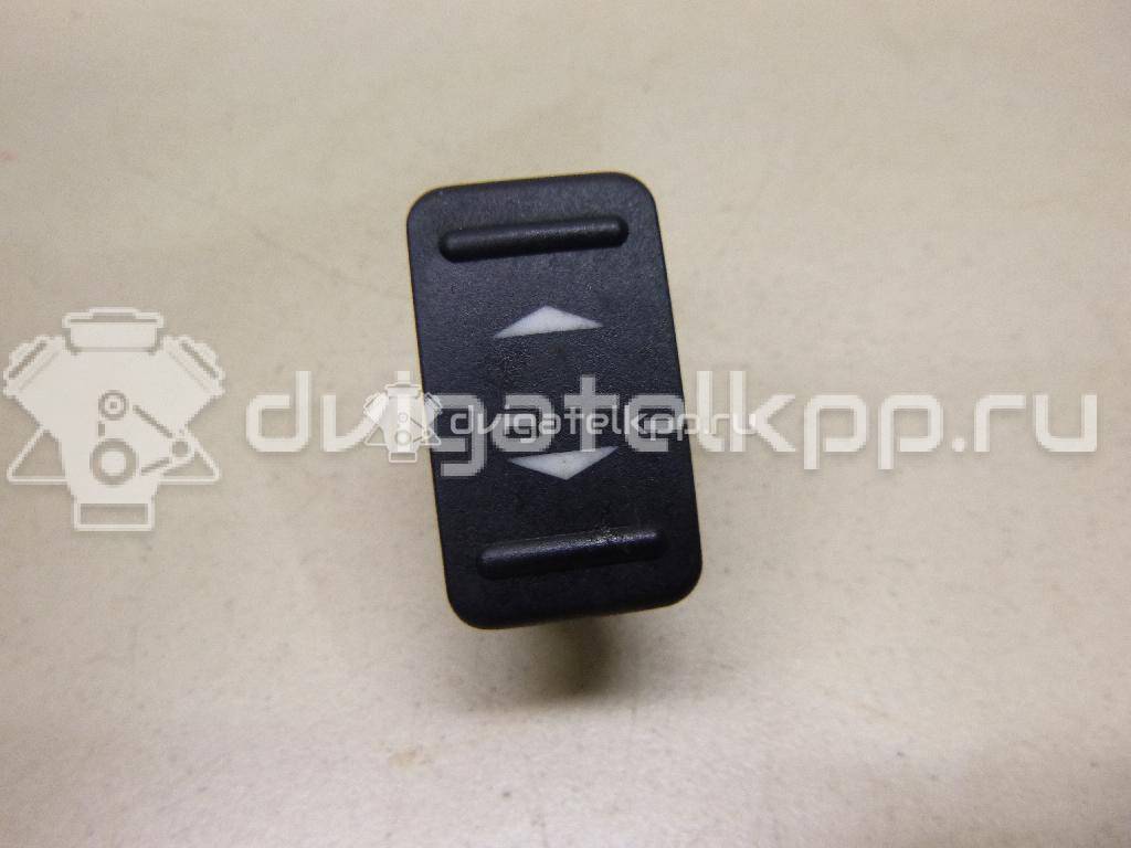 Фото Кнопка стеклоподъемника  1428969 для Ford Focus / Galaxy / S-Max / Mondeo {forloop.counter}}