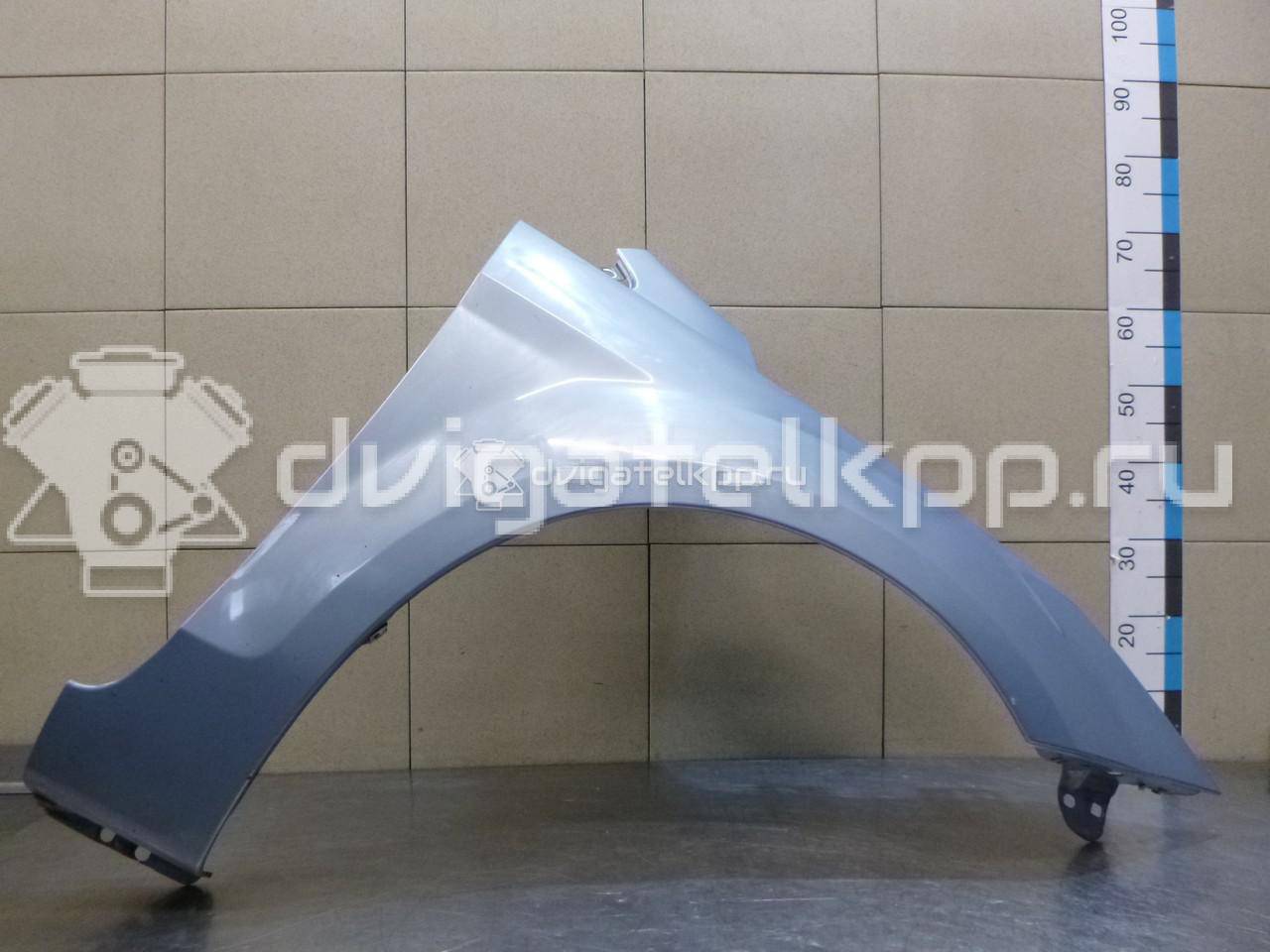 Фото Крыло переднее правое  1521596 для Ford Focus {forloop.counter}}