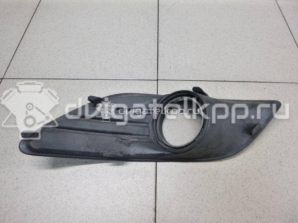 Фото Решетка в бампер левая  1528561 для Ford Focus {forloop.counter}}