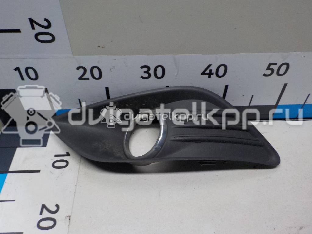 Фото Решетка в бампер левая  1528561 для Ford Focus {forloop.counter}}