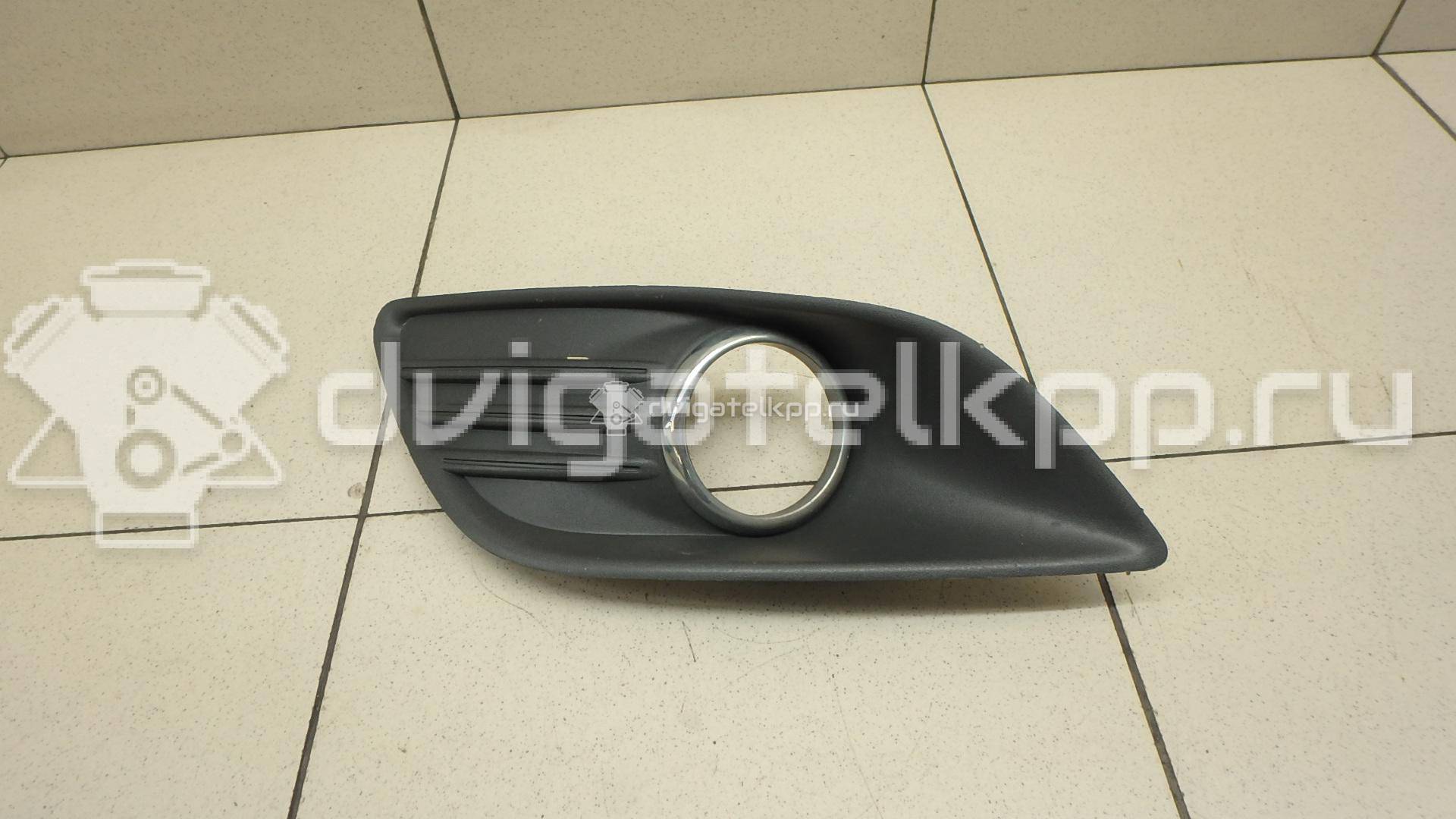 Фото Решетка в бампер левая  1528561 для Ford Focus {forloop.counter}}