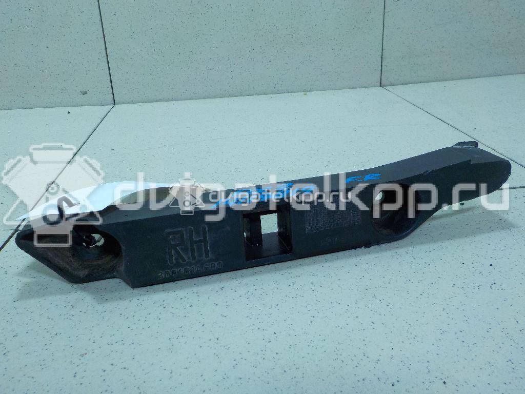 Фото Направляющая переднего бампера правая  1521605 для Ford Focus {forloop.counter}}
