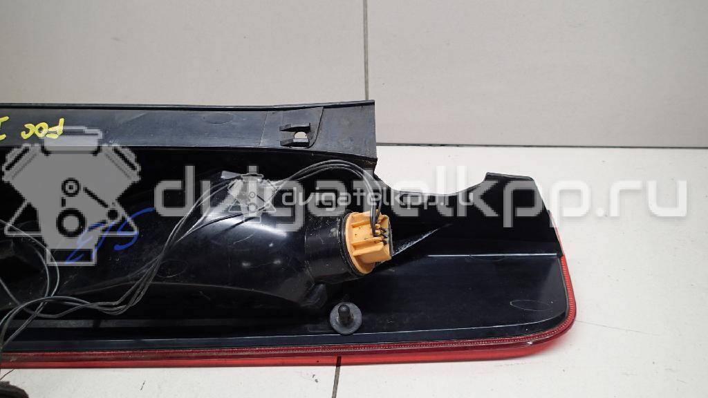 Фото Фонарь задний левый  1520769 для Ford Focus {forloop.counter}}