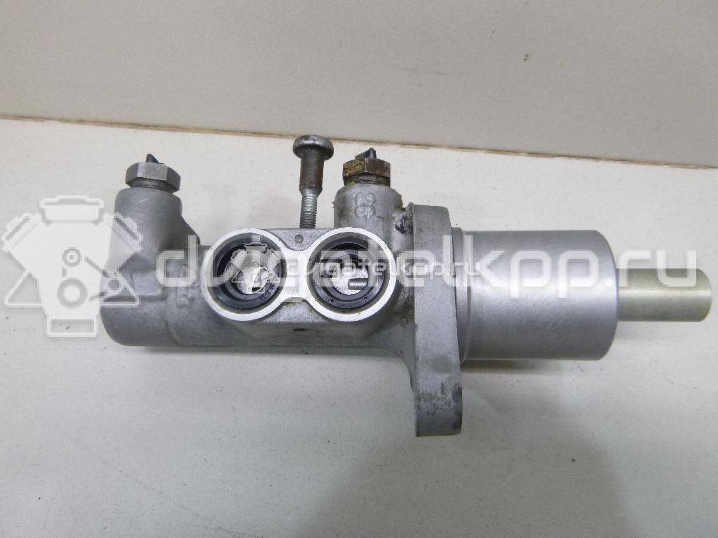 Фото Цилиндр тормозной главный  1679119 для Ford Focus / Kuga {forloop.counter}}