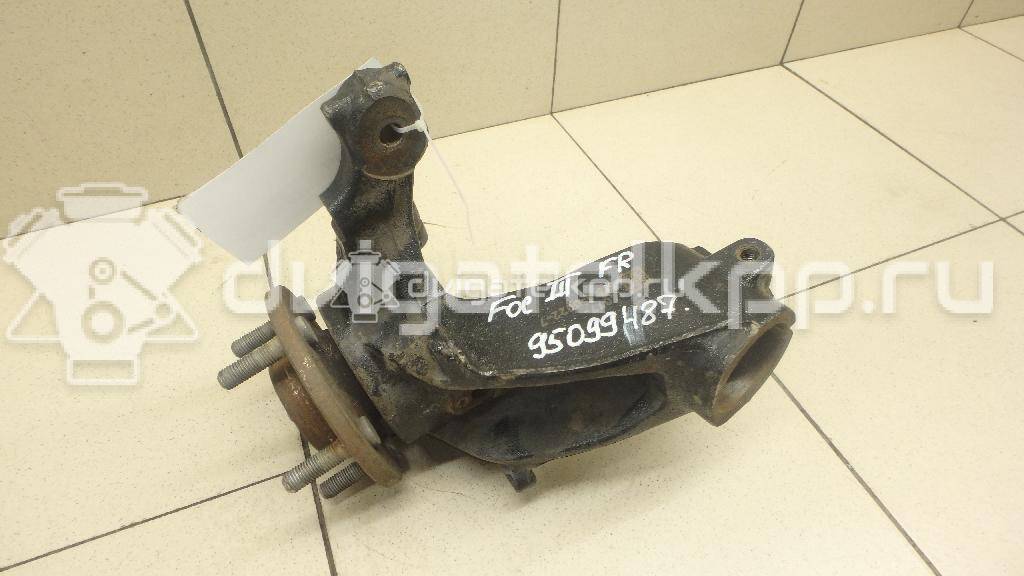 Фото Кулак поворотный передний правый  1702854 для Ford Focus {forloop.counter}}