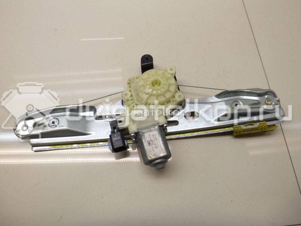 Фото Стеклоподъемник электр. задний правый  1870371 для Ford Focus {forloop.counter}}