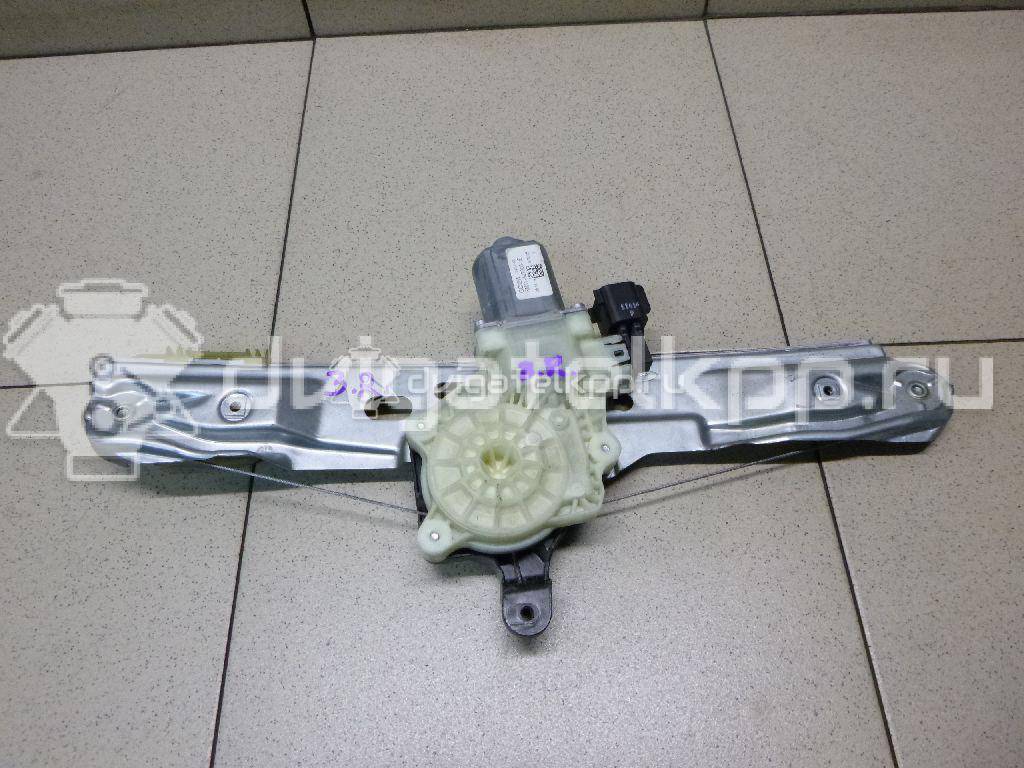 Фото Стеклоподъемник электр. задний правый  1870371 для Ford Focus {forloop.counter}}
