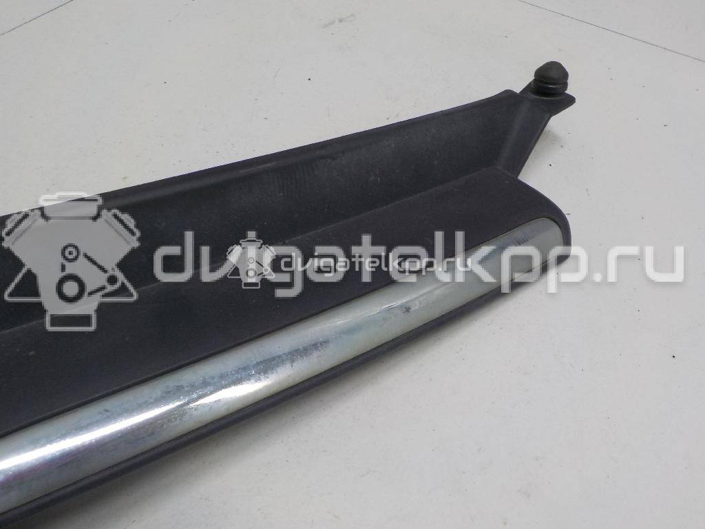 Фото Решетка радиатора  1718747 для Ford Focus {forloop.counter}}