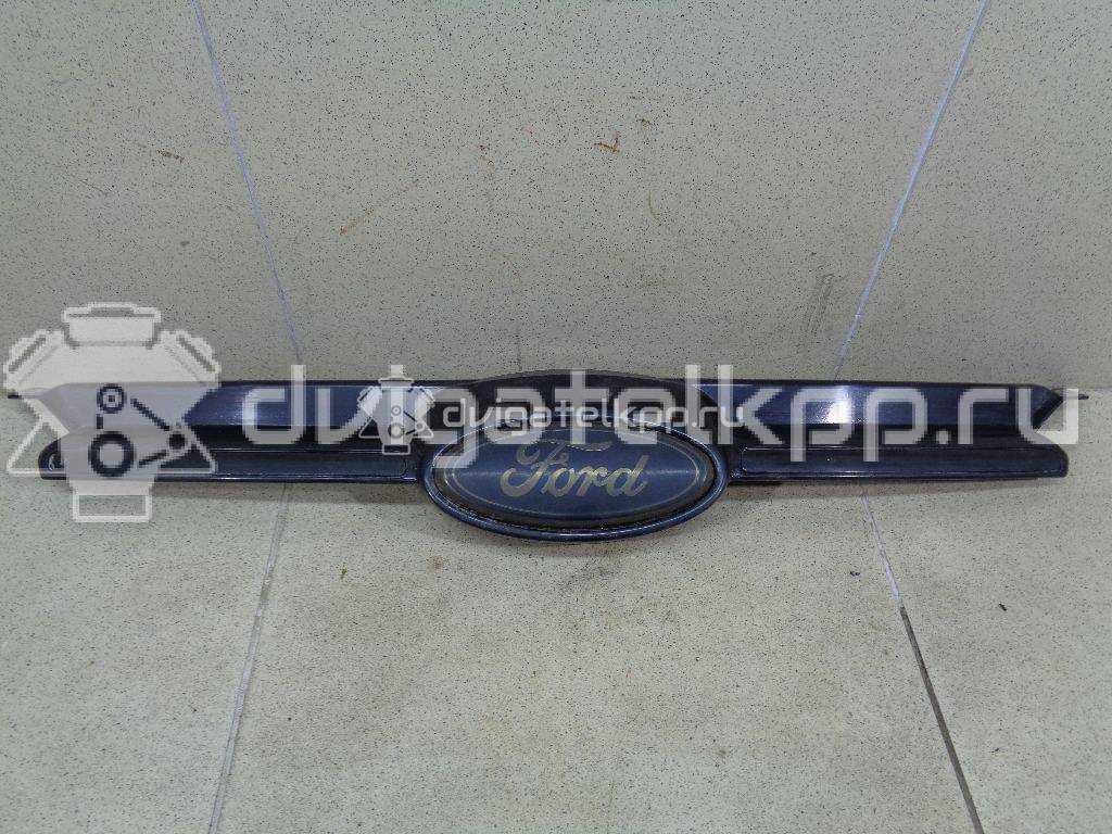 Фото Решетка радиатора  1719227 для Ford Focus {forloop.counter}}