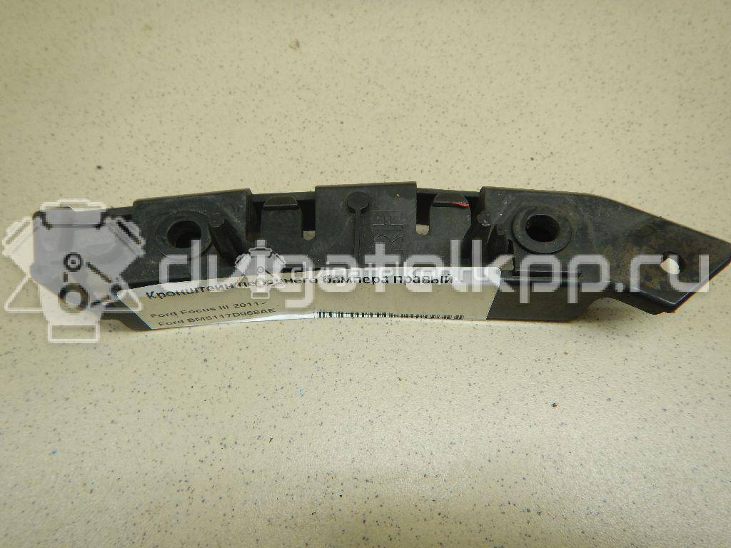 Фото Кронштейн переднего бампера правый  BM5117D958AE для Ford Focus {forloop.counter}}