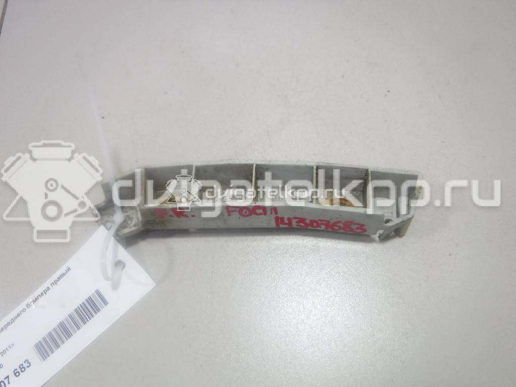 Фото Кронштейн переднего бампера правый  1718730 для Ford Focus {forloop.counter}}