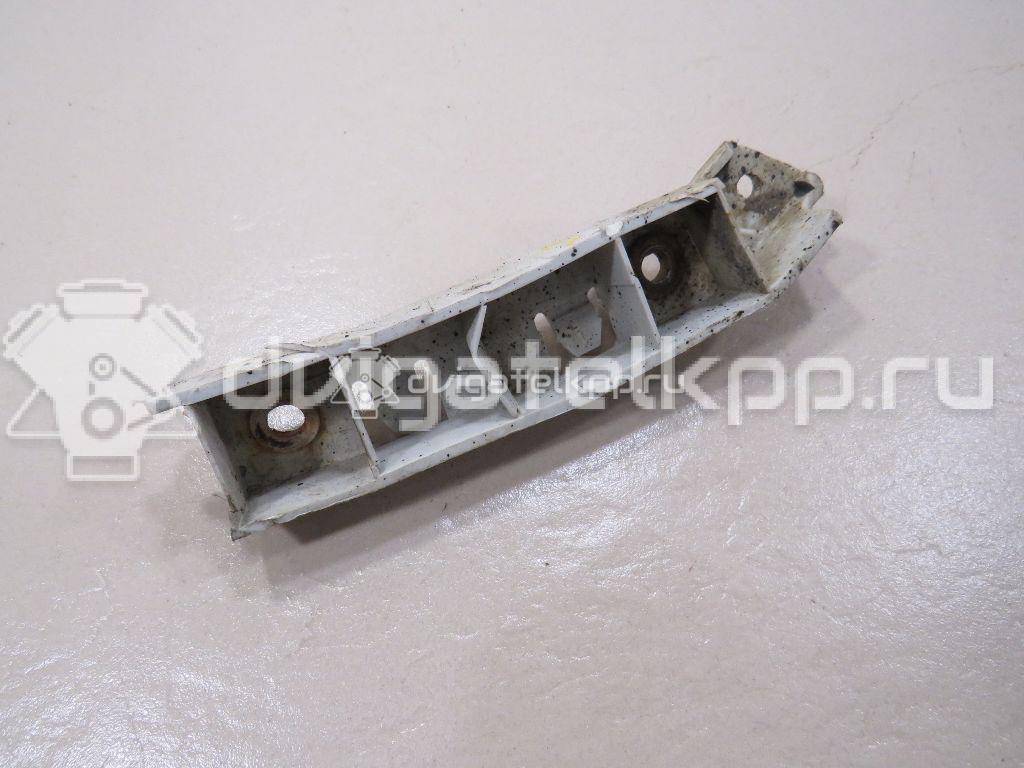 Фото Кронштейн переднего бампера правый  1718730 для Ford Focus {forloop.counter}}