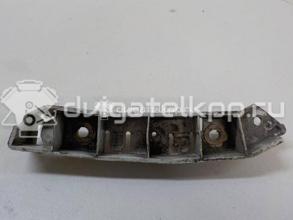 Фото Кронштейн переднего бампера правый  1718730 для Ford Focus {forloop.counter}}
