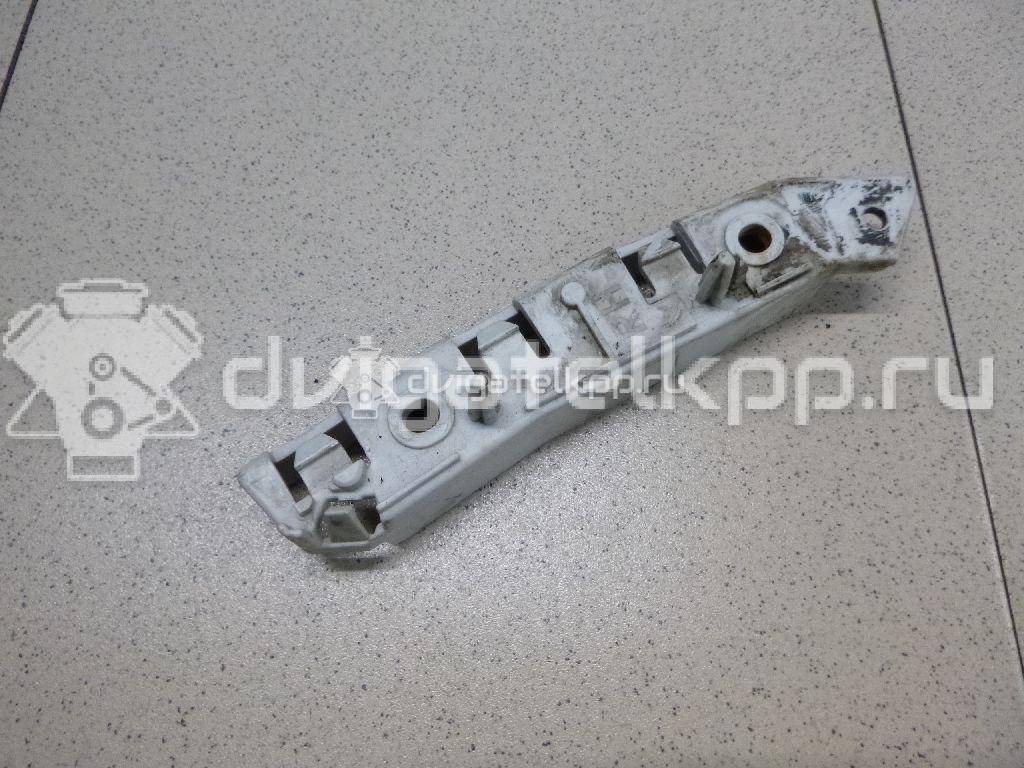 Фото Кронштейн переднего бампера правый  1718730 для Ford Focus {forloop.counter}}