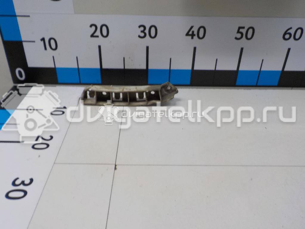 Фото Кронштейн переднего бампера правый  1718730 для Ford Focus {forloop.counter}}