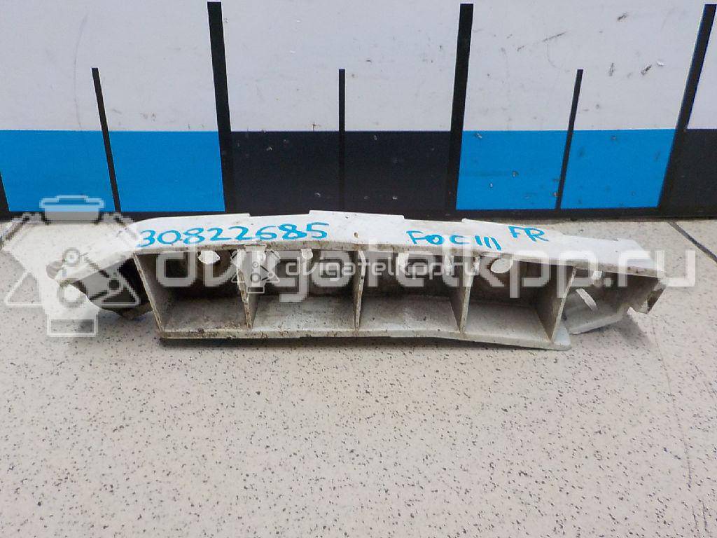 Фото Кронштейн переднего бампера правый  1718730 для Ford Focus {forloop.counter}}