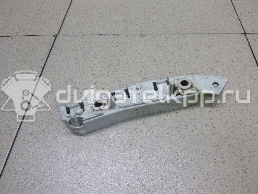 Фото Кронштейн переднего бампера правый  1718730 для Ford Focus {forloop.counter}}