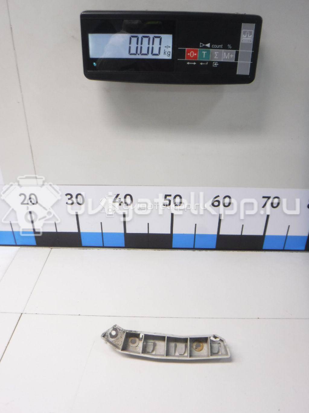 Фото Кронштейн переднего бампера левый  1718731 для Ford Focus {forloop.counter}}