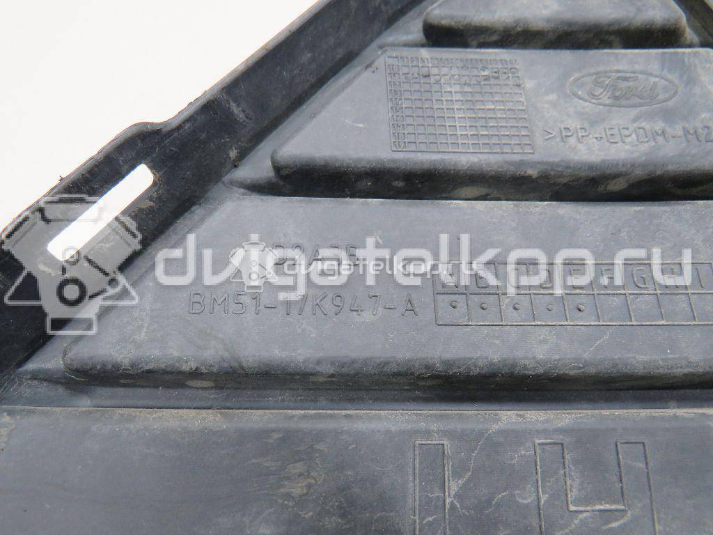 Фото Решетка в бампер левая  1718737 для Ford Focus {forloop.counter}}