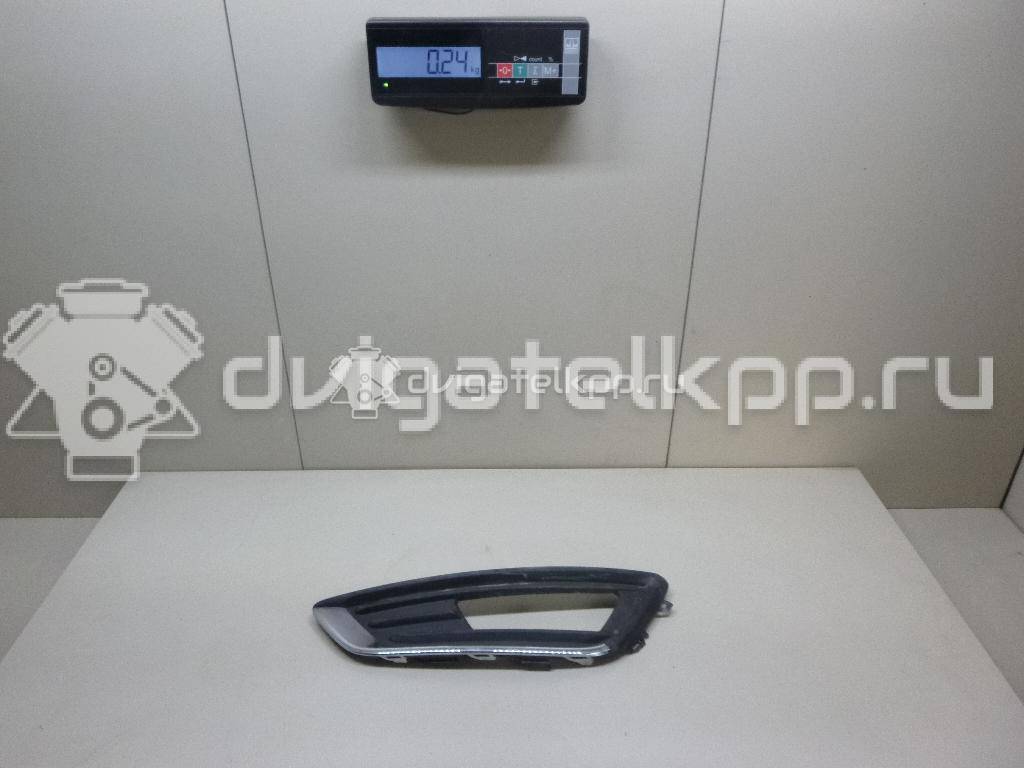 Фото Решетка в бампер левая  1873304 для Ford Focus {forloop.counter}}