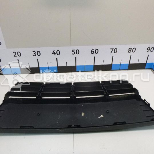 Фото Решетка в бампер центральная  1718734 для Ford Focus