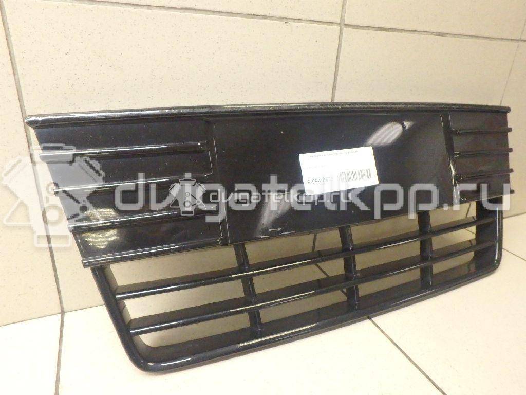 Фото Решетка в бампер центральная  BM5Z17K945GA для Ford Focus {forloop.counter}}