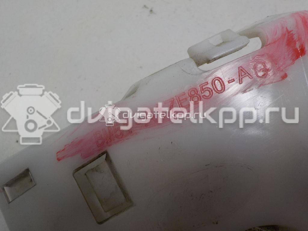 Фото Направляющая заднего бампера правая  1742938 для Ford Focus {forloop.counter}}