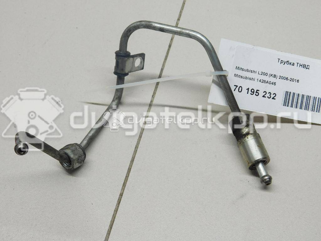 Фото Трубка ТНВД для двигателя 4D56 (16V) для Mitsubishi Pajero / L 110-178 л.с 16V 2.5 л Дизельное топливо 1428A045 {forloop.counter}}