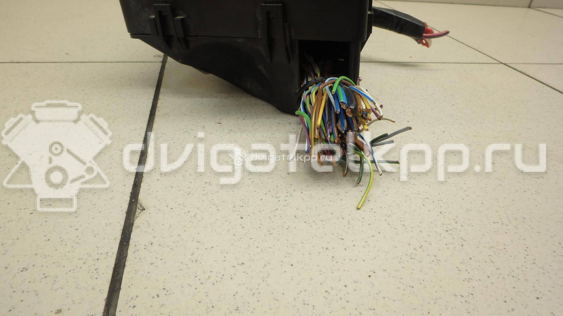 Фото Блок предохранителей  AV6T14A067AD для ford Focus III {forloop.counter}}