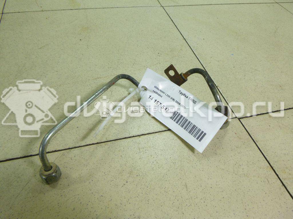 Фото Трубка ТНВД для двигателя 4D56 (16V) для Mitsubishi Pajero / L 110-178 л.с 16V 2.5 л Дизельное топливо 1428A044 {forloop.counter}}