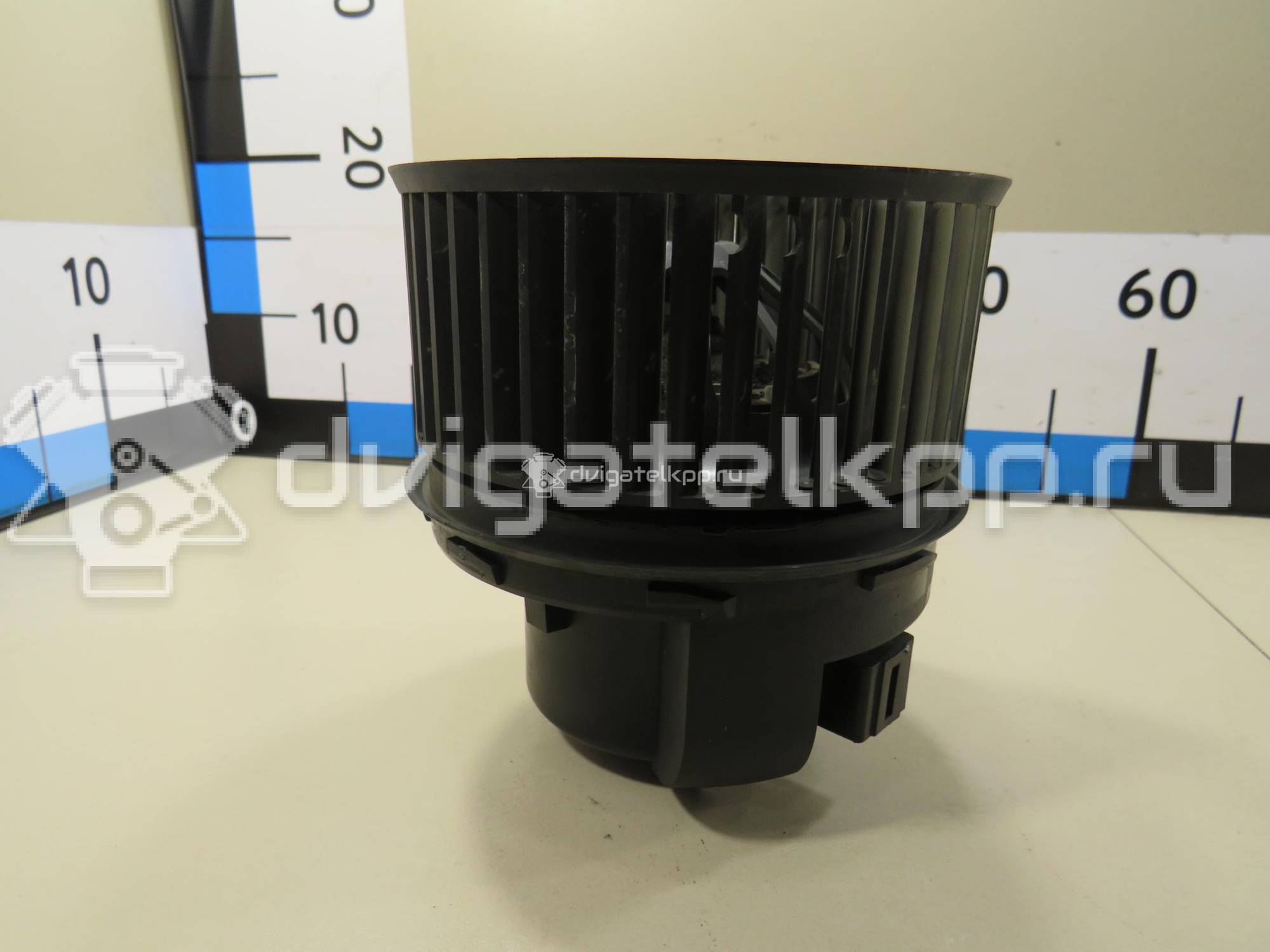 Фото Моторчик отопителя  1696010 для Ford Focus / Tourneo / C-Max / Galaxy / Grand {forloop.counter}}