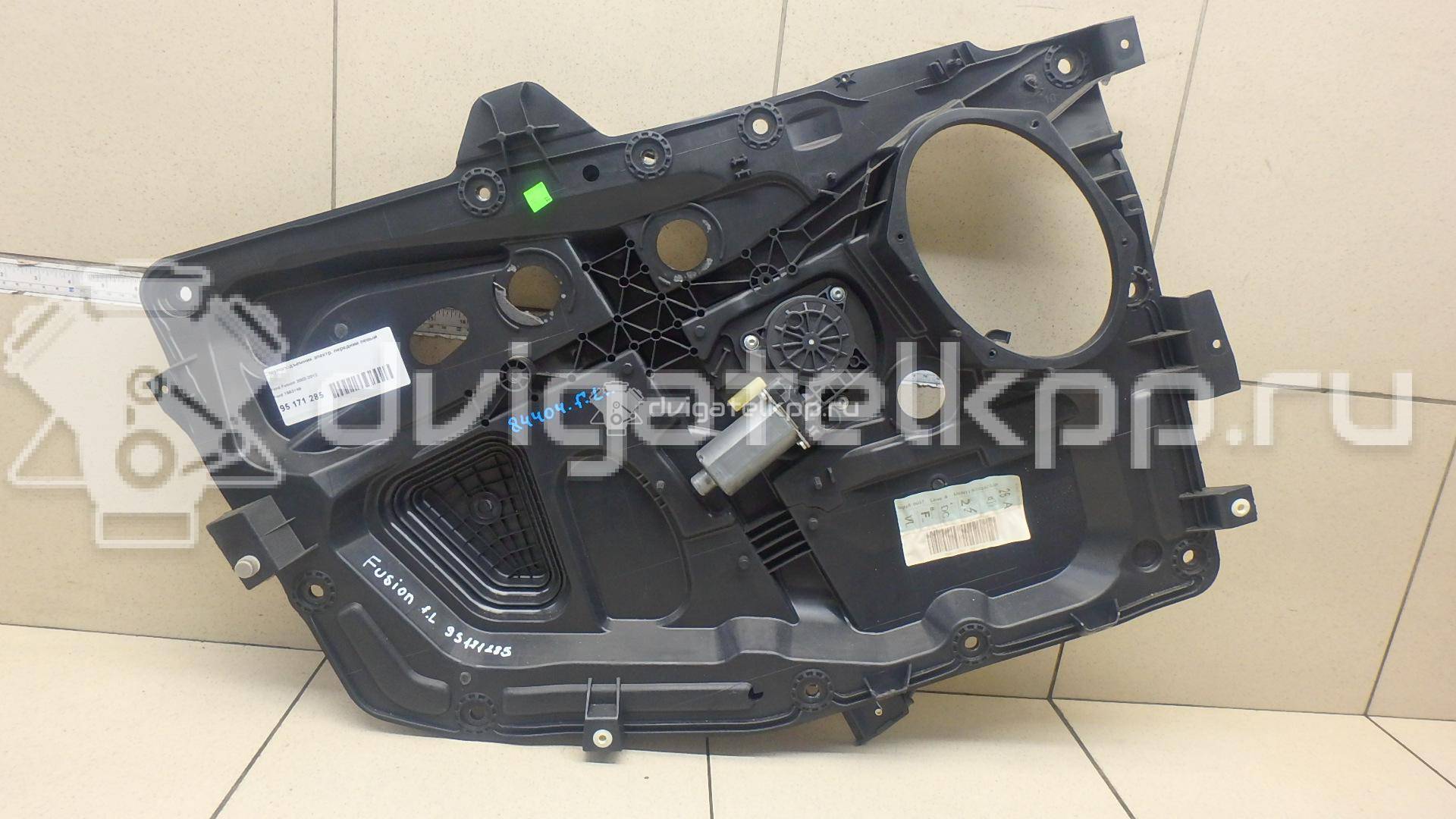 Фото Стеклоподъемник электр. передний левый  1553149 для Ford Fusion Ju {forloop.counter}}