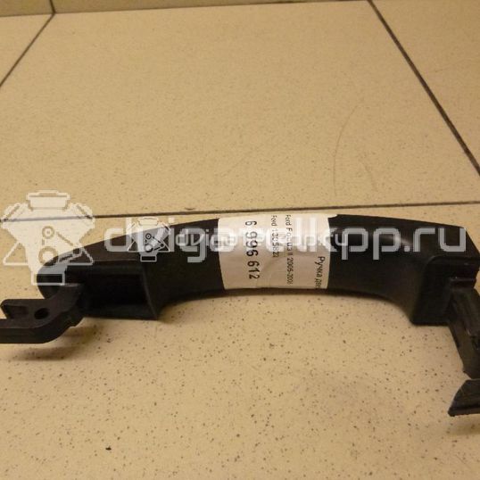 Фото Ручка двери задней наружная левая  1305822 для Ford Focus