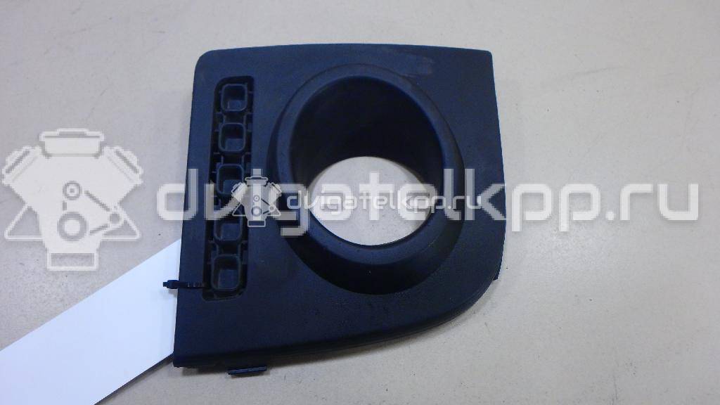 Фото Рамка противотуманной фары правой  1369324 для Ford Fusion Ju {forloop.counter}}