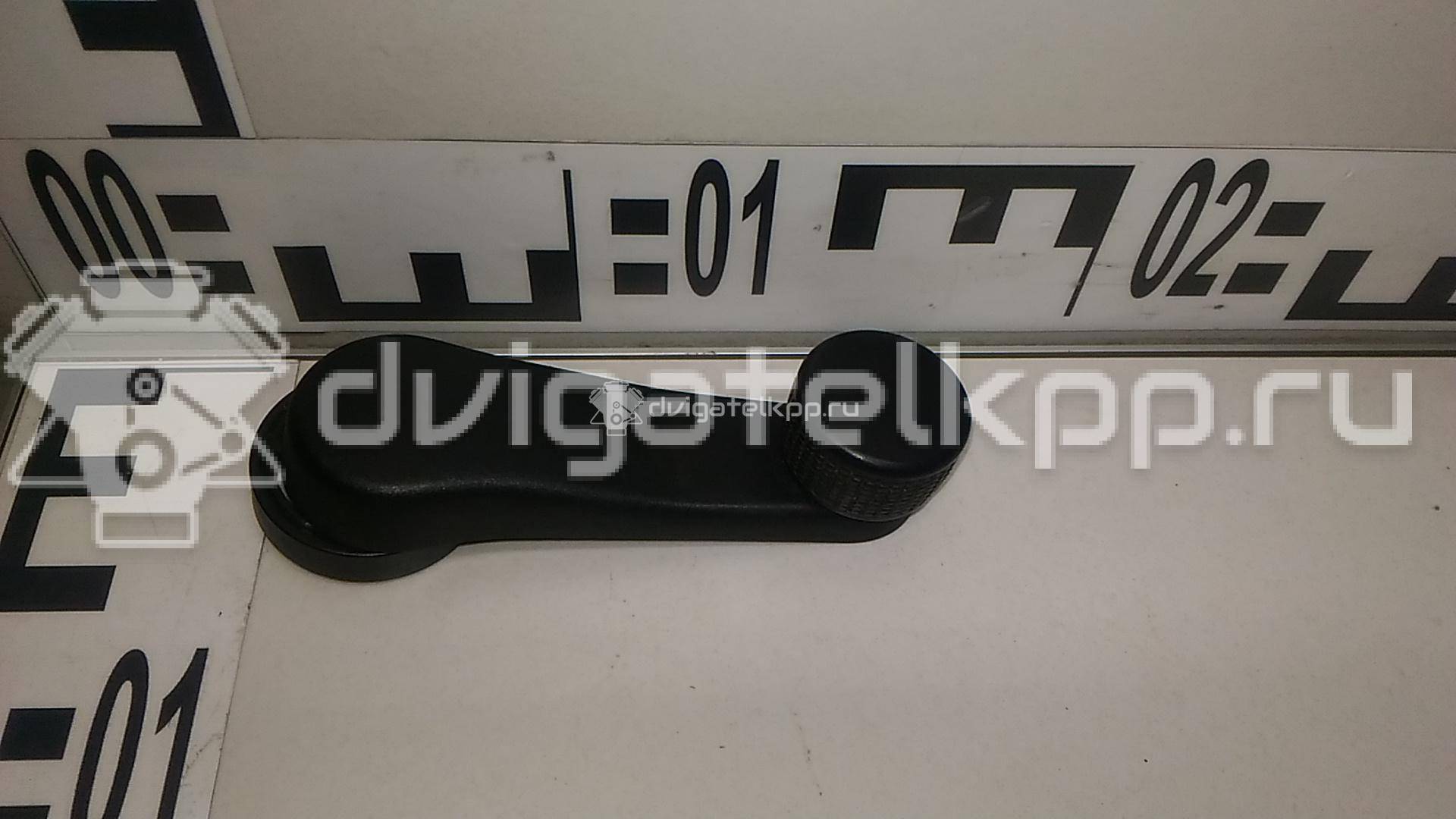 Фото Ручка стеклоподъемника  1H0837581D для ford Galaxy {forloop.counter}}