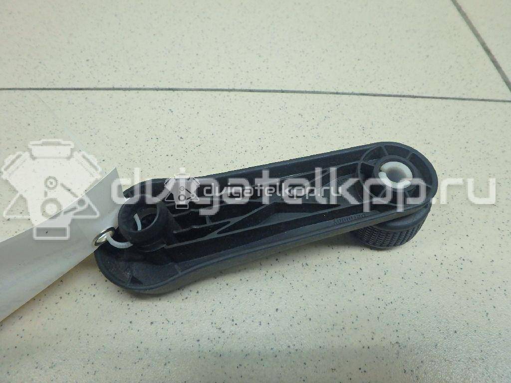 Фото Ручка стеклоподъемника  1H0837581D для ford Galaxy {forloop.counter}}