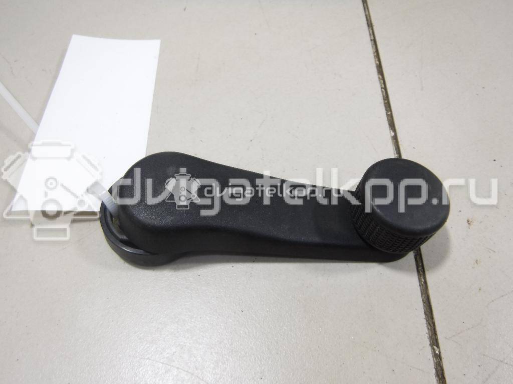 Фото Ручка стеклоподъемника  1h0837581d для ford Galaxy {forloop.counter}}