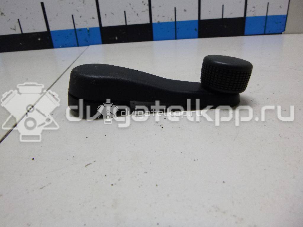 Фото Ручка стеклоподъемника  1H0837581D для ford Galaxy {forloop.counter}}
