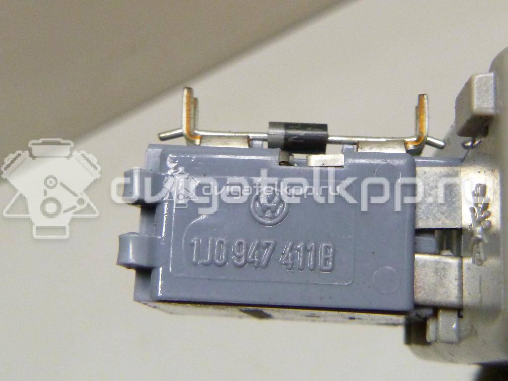 Фото Плафон салонный  1J0947411B для ford Galaxy {forloop.counter}}