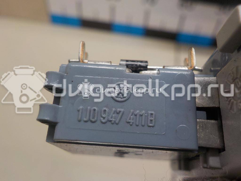 Фото Плафон салонный  1J0947411B для ford Galaxy {forloop.counter}}