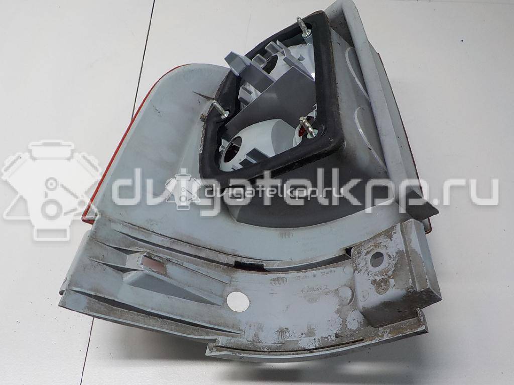 Фото Фонарь задний наружный правый  1382588 для Ford Galaxy {forloop.counter}}