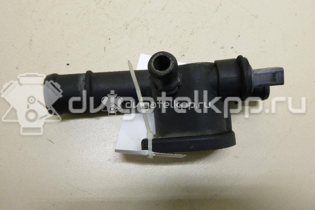 Фото Фланец двигателя системы охлаждения  038121132d для audi A3 [8P1] {forloop.counter}}