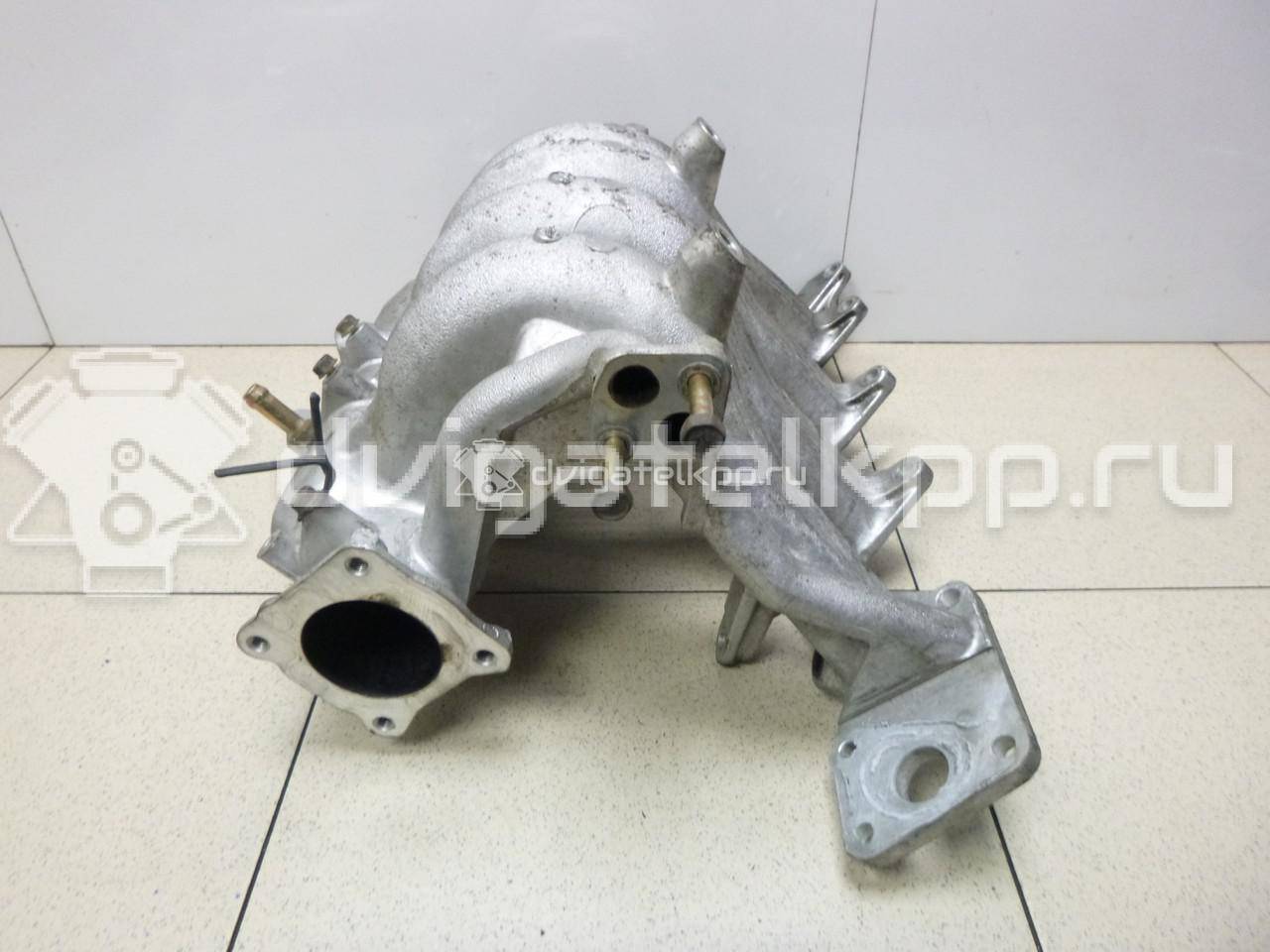 Фото Коллектор впускной для двигателя 4D56 (16V) для Mitsubishi Pajero / L 110-178 л.с 16V 2.5 л Дизельное топливо MD321706 {forloop.counter}}