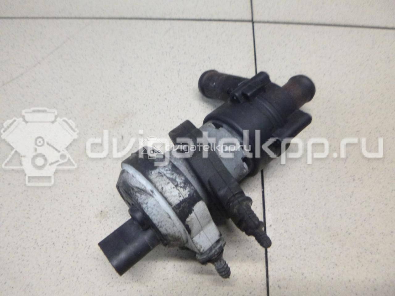 Фото Насос (помпа) электрический  3d0965561d для audi A3 [8P1] {forloop.counter}}