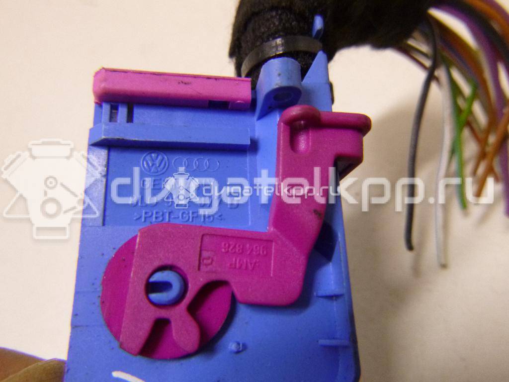 Фото Разъем  8L0972977D для ford Galaxy {forloop.counter}}